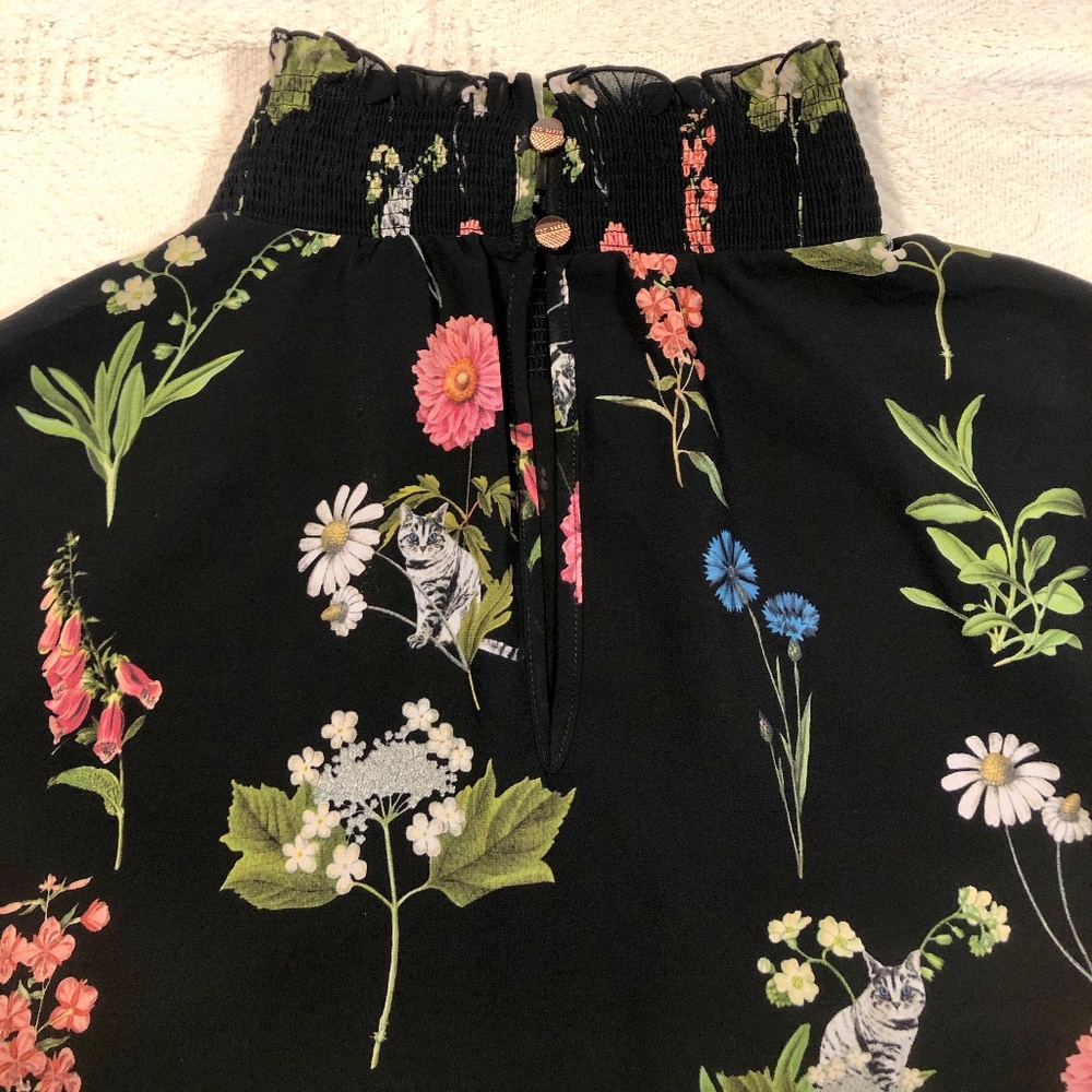 Ted Baker London misses size 5 long sleeve shirt